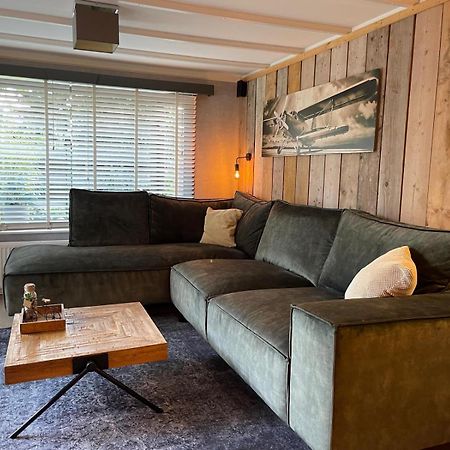 Uniek Chalet Op De Veluwe, In Bosrijke Omgeving. Putten Bagian luar foto